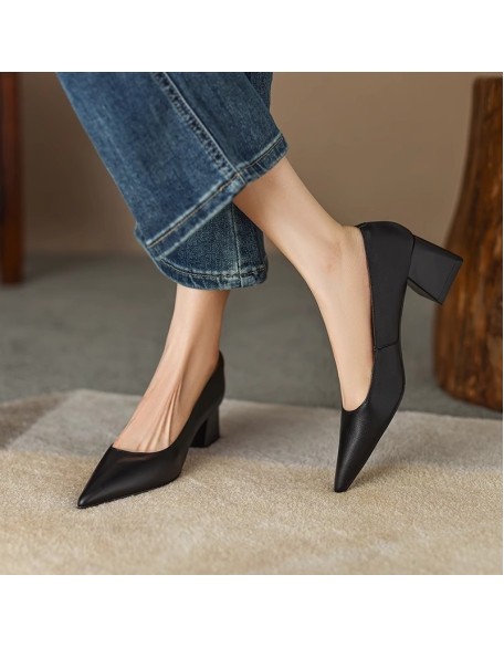 Pointed high heels female thick heeled medium heeled single shoes female shallow mouth black work shoes